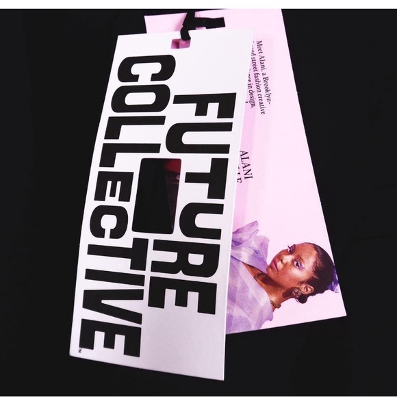 Open Back Black Blazer - Picture 6 of 7